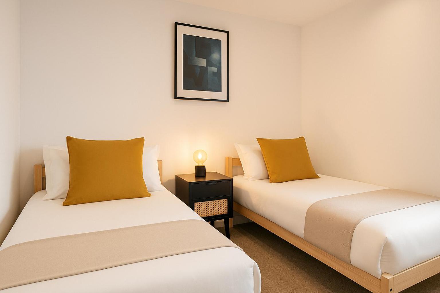 6 Person Apartment In City Centre คาร์ดิฟฟ์ ภายนอก รูปภาพ